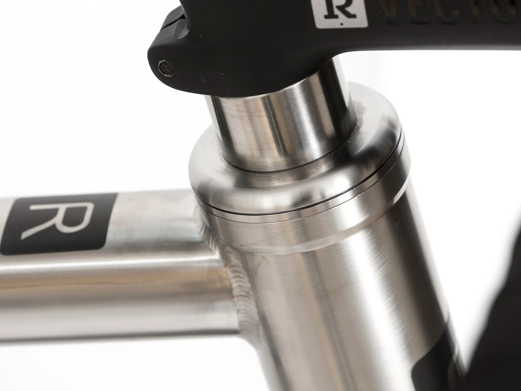 REILLY // TITANIUM HEADSET - Image 4